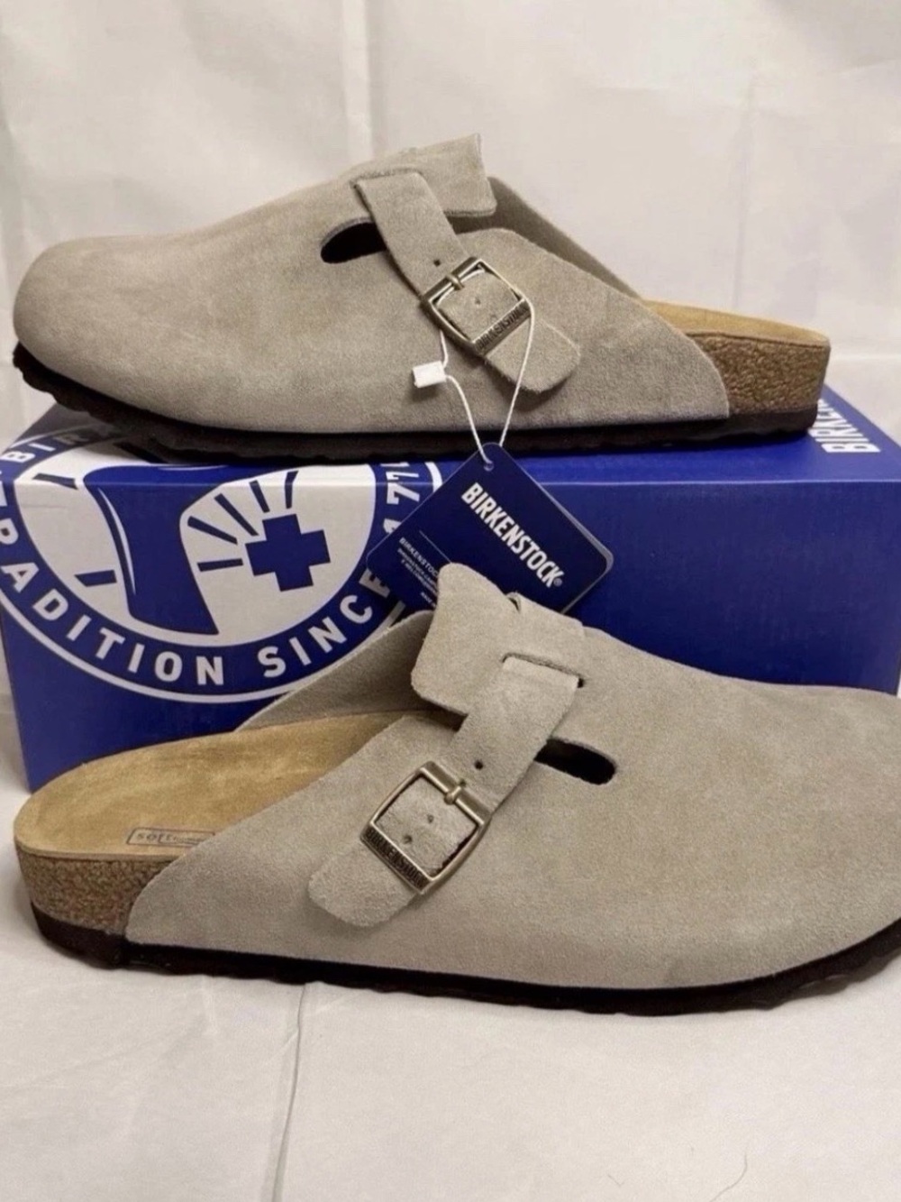 Birkenstock Boston Clogs in gray suede SIZES: (MENS 8) ( WOMENS 10) EU 41